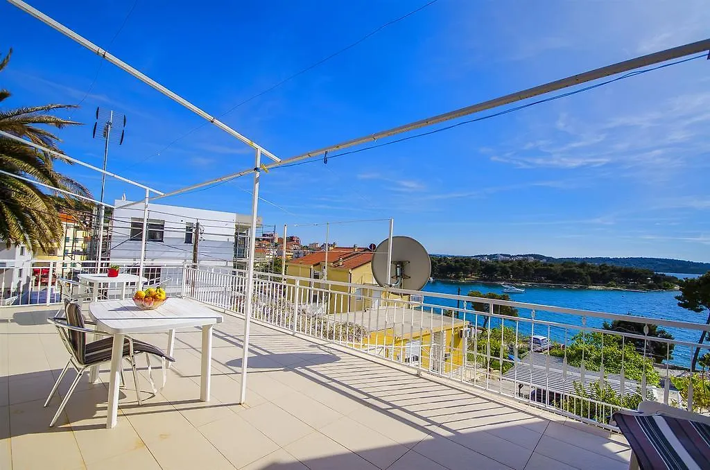 Apartment Maja تروغير