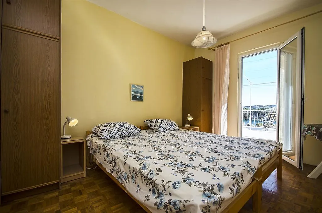 Apartment Maja تروغير 0*,