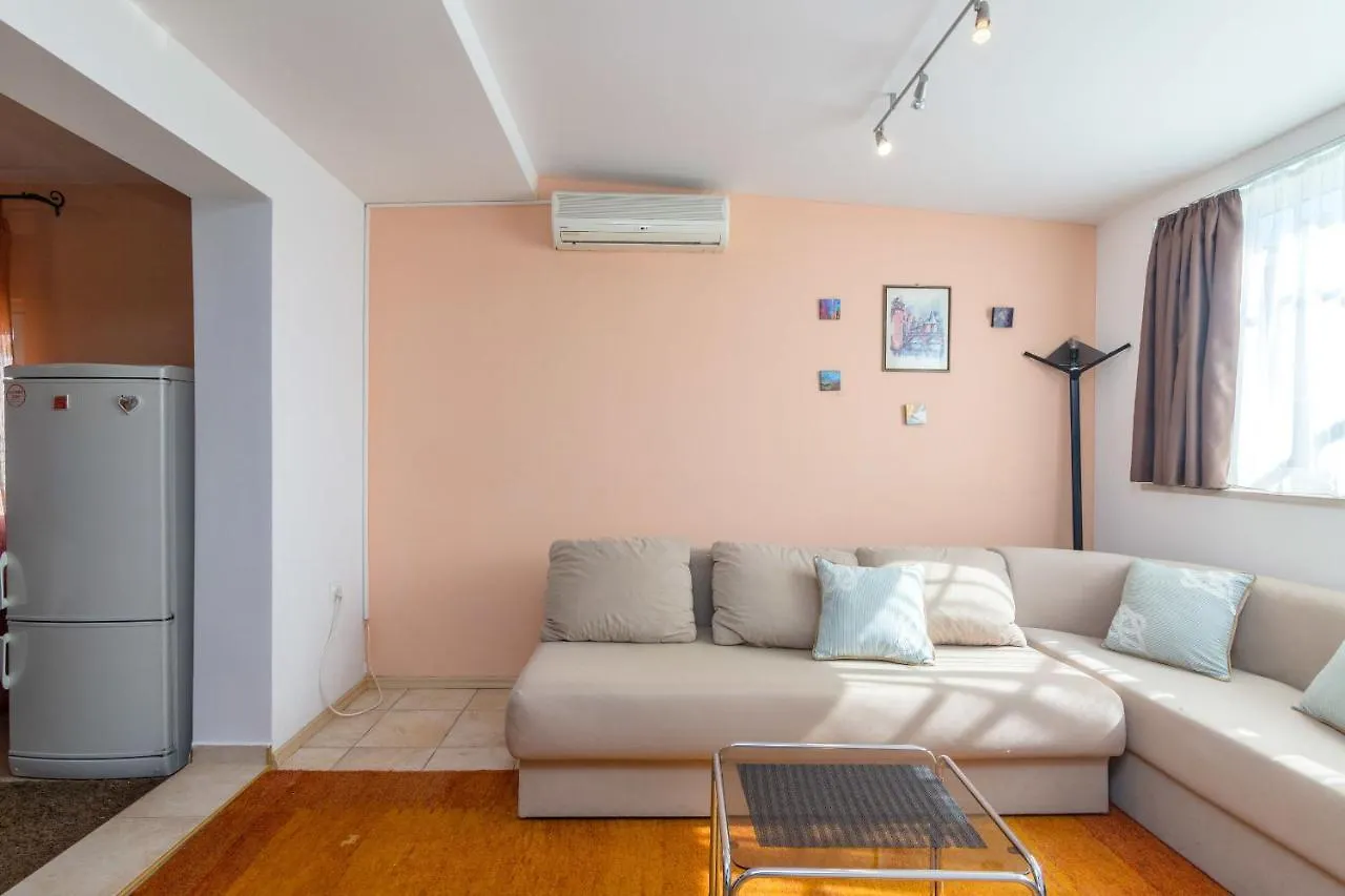 Apartment Maja تروغير